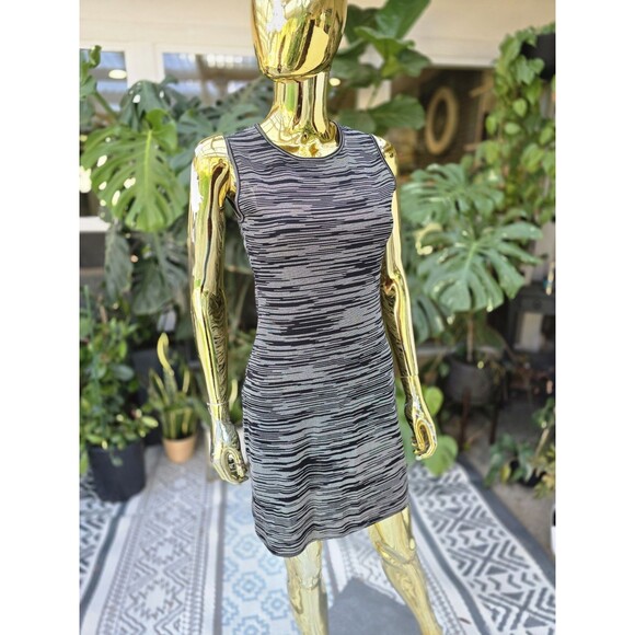M Missoni Black and White Sleeveless Dress Bodycon Size 4 - Picture 2 of 9